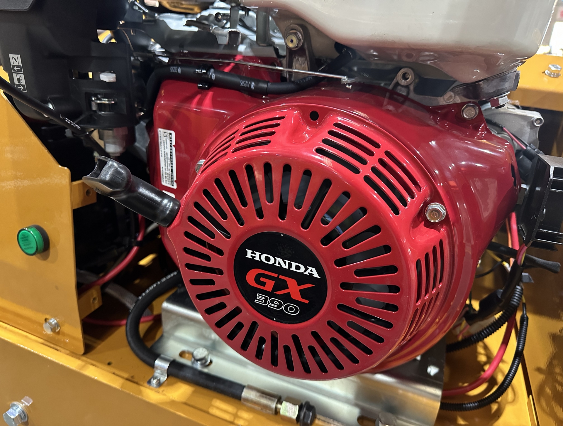 手扶雙鋼輪壓路機(jī)BM60